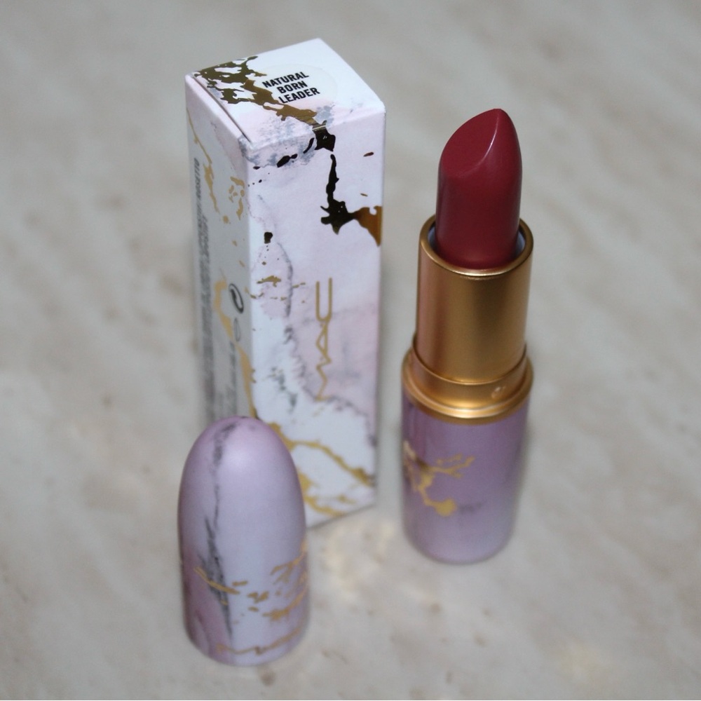 MAC Cosmetics Electric Wonder ‘Natural Born Leader’ Matte Lipstick - Picture 9 of 16